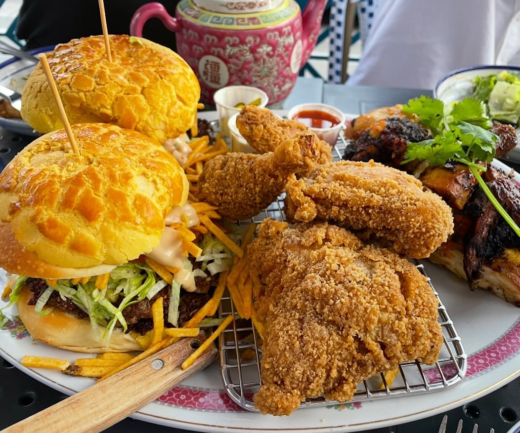 SUNNY WEATHER 👏 COME CHEERS ON THE PATIO 

Book your tables at patoistoronto.com 

#patoistoronto