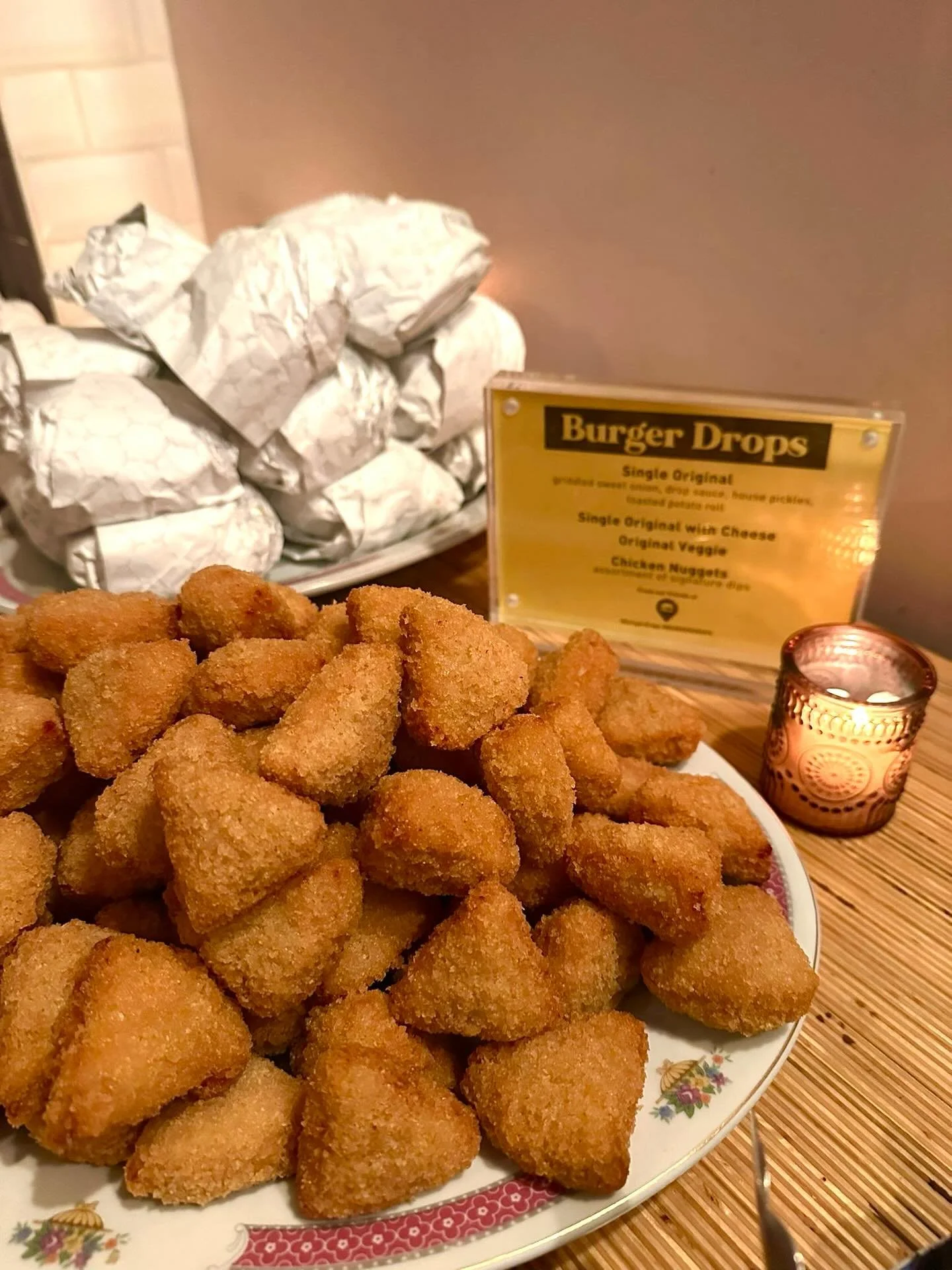 BIG love to our day-one fam @burgerdrops for fuelling the watch party with burgers on burgers on BURGERS 🍔
The nuggets? Unreal👀🔥

@gregbourolias @katherinebourolias 🙏❤️

#BURGERDROPS