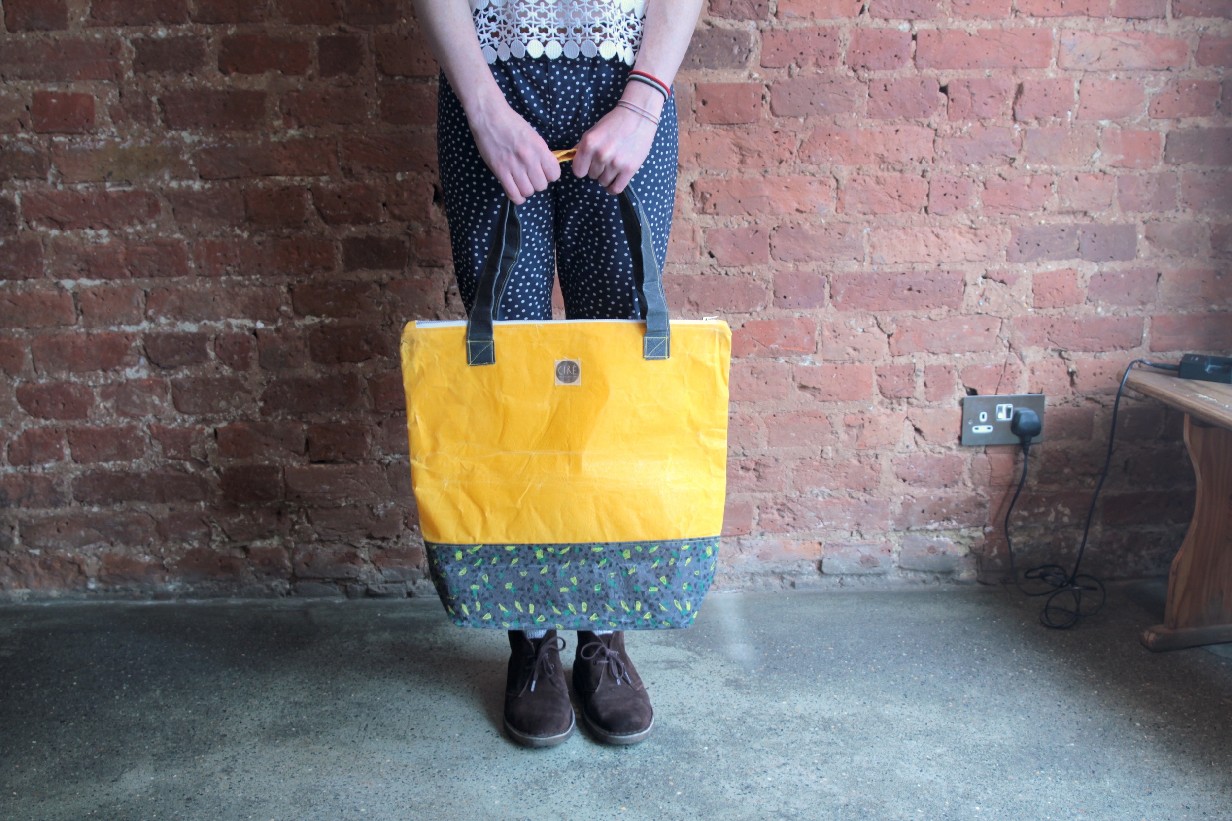 yellow bag model 2.jpg