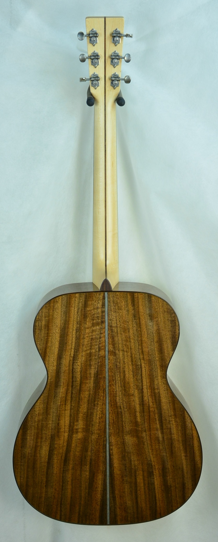 Q-2648024 S-1928826 OM Black Walnut- Maple Neck (3).JPG