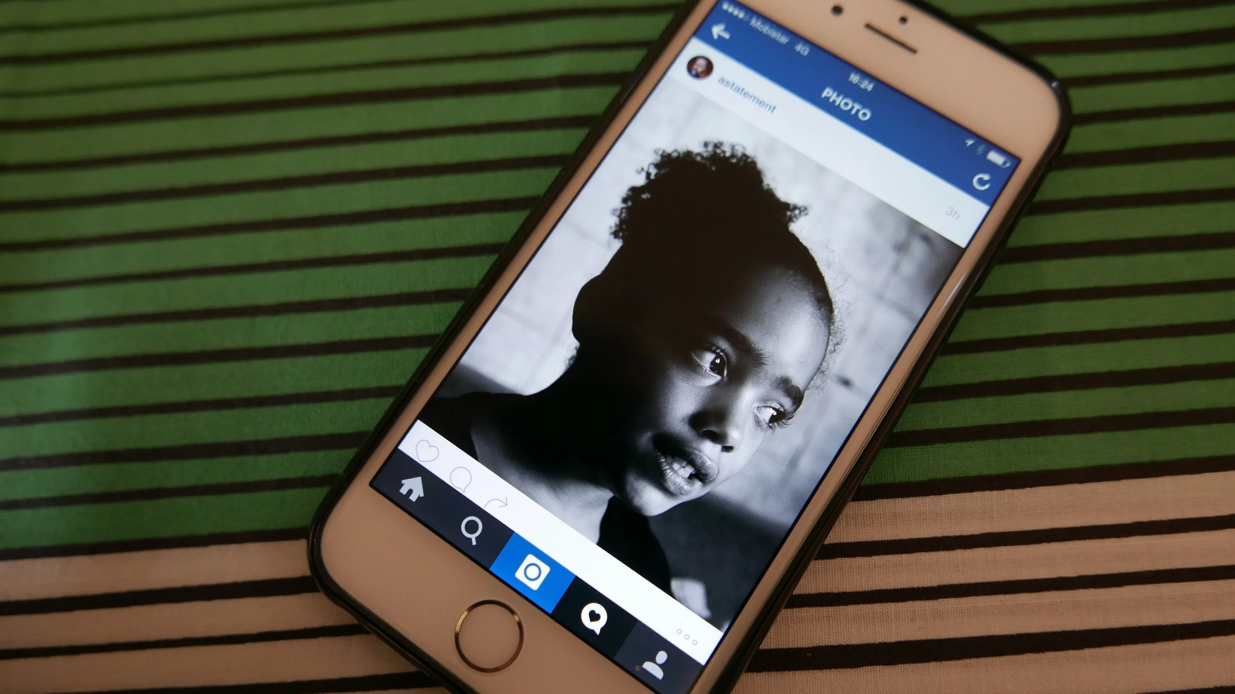 The portrait revolution of Instagram