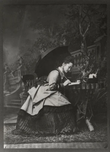 darksilenceinsuburbia:

charlottecorday:

runawayrose:

Late 1860s. Adelaide Fanny Louise Barber (née Bassano).