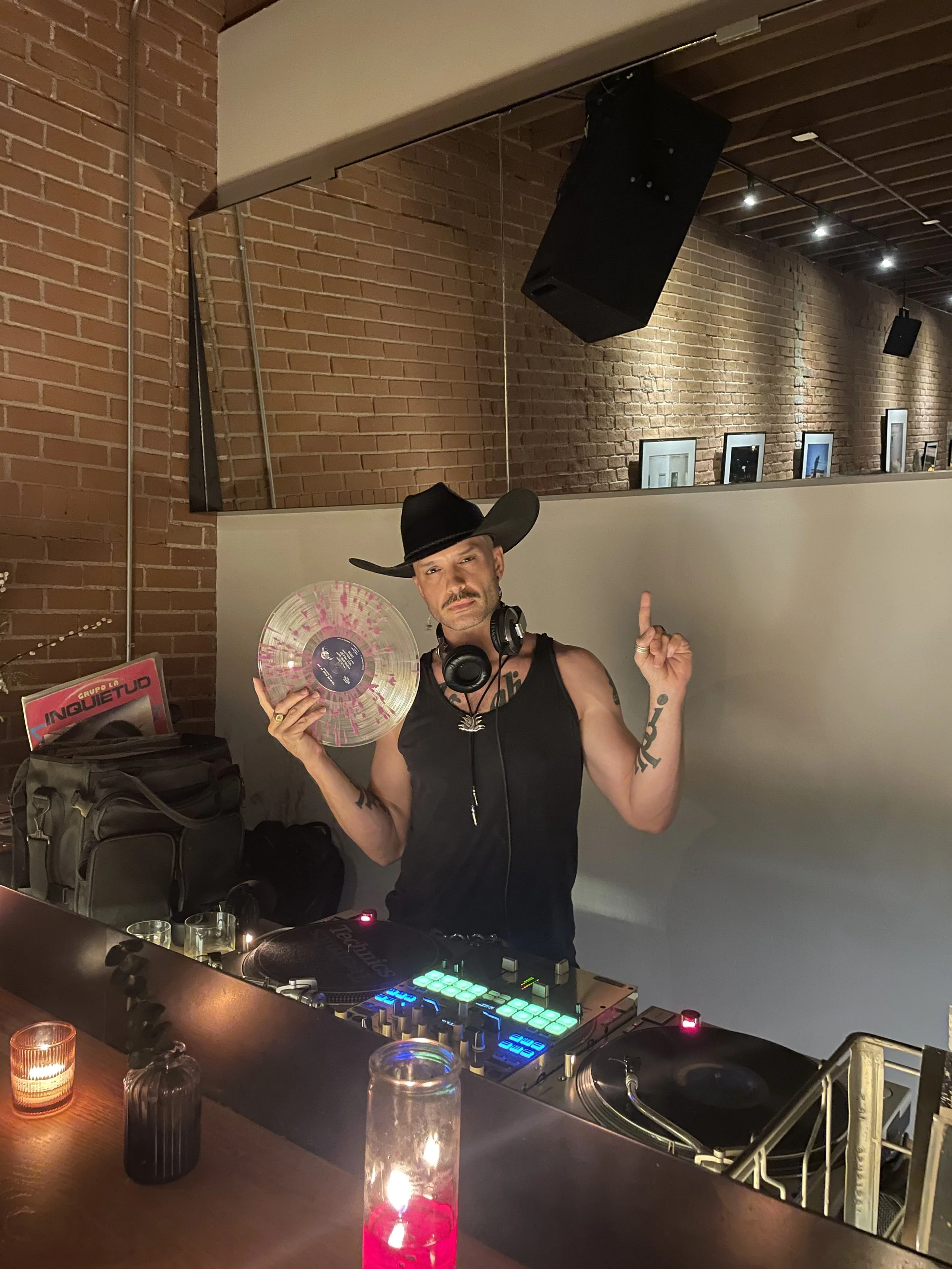 2025-05-23 21.42.55.jpg