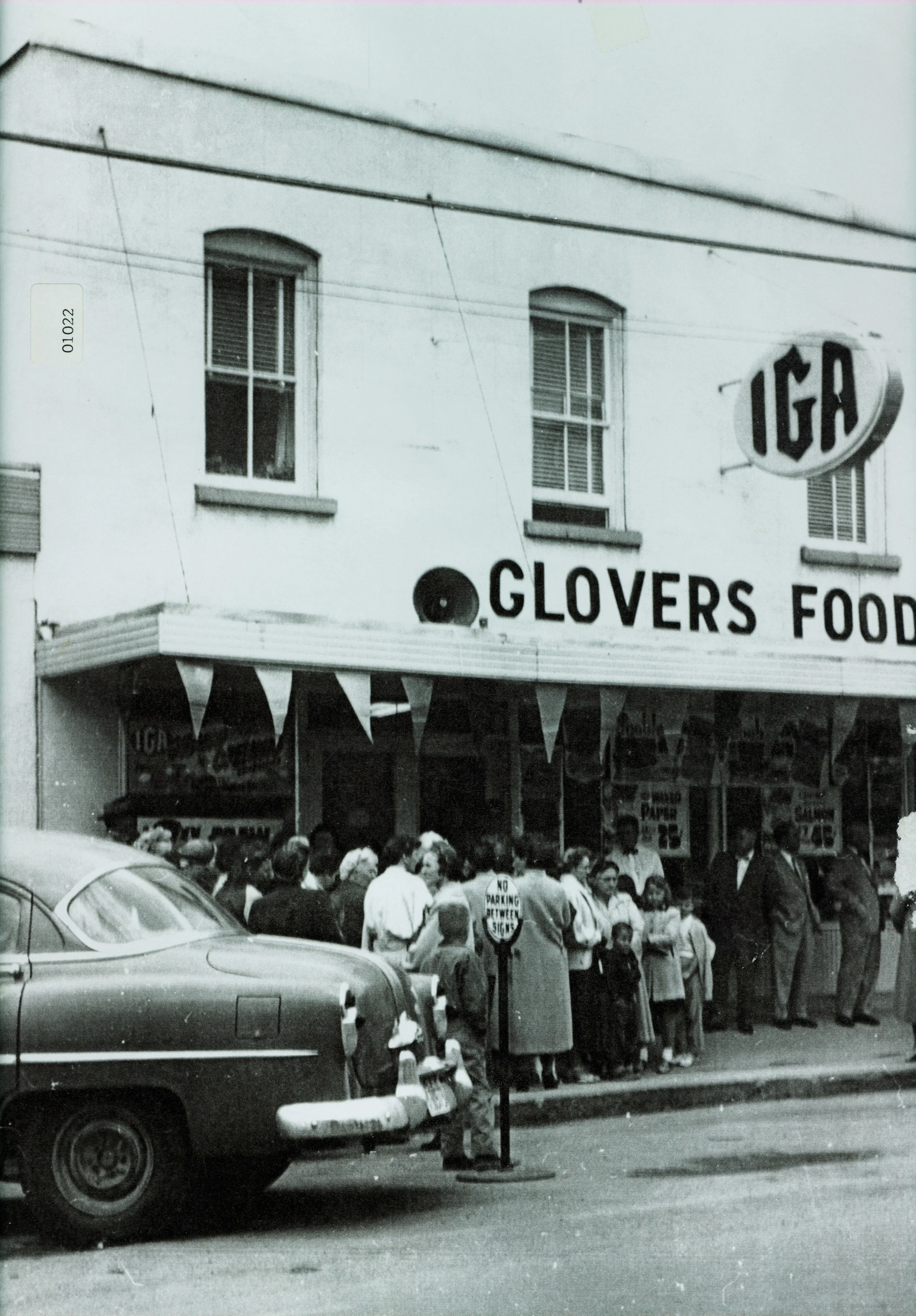 Glovers IGA Opening Day, 1956