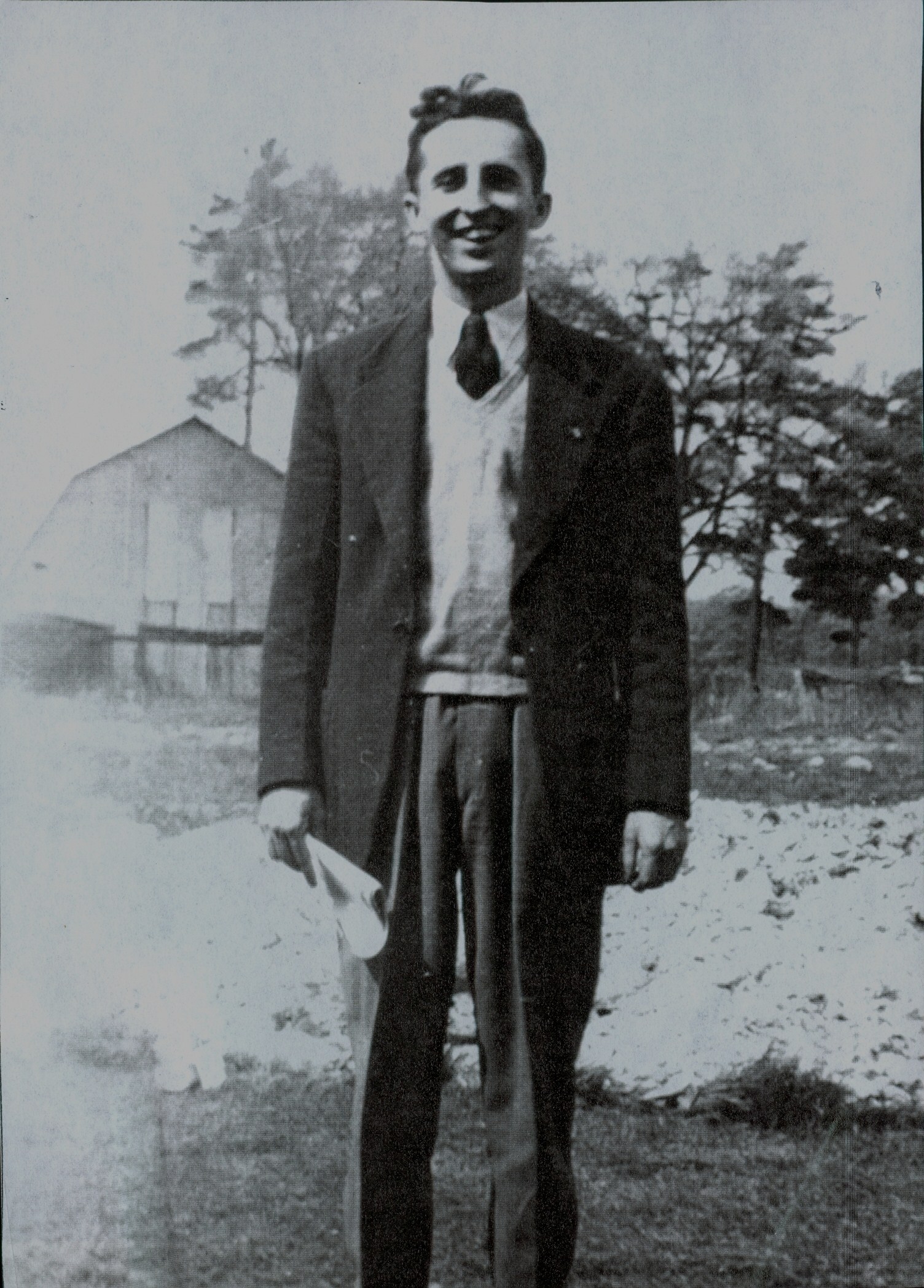 Stan Hawthorne, teacher in 1950 s and old arena