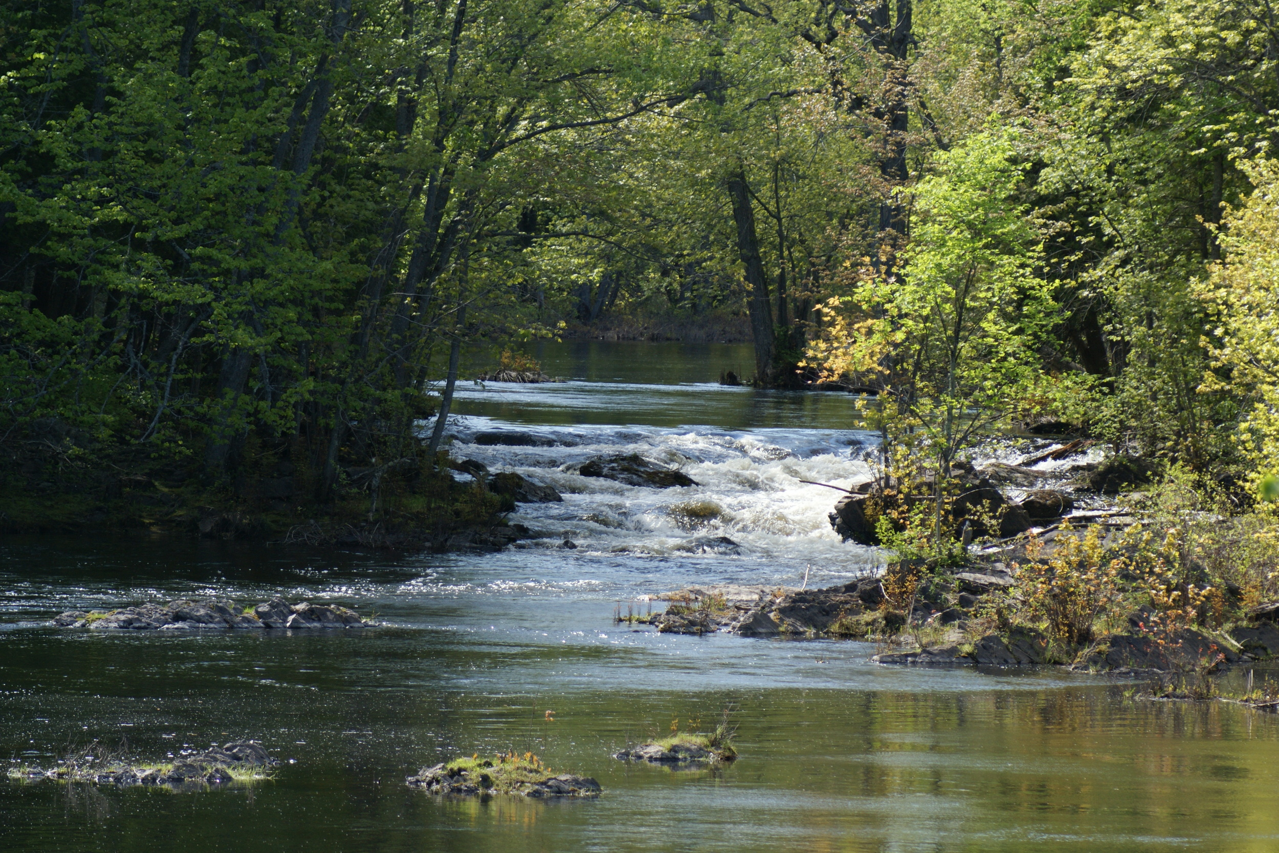 North river between Round and Belmont Lakes