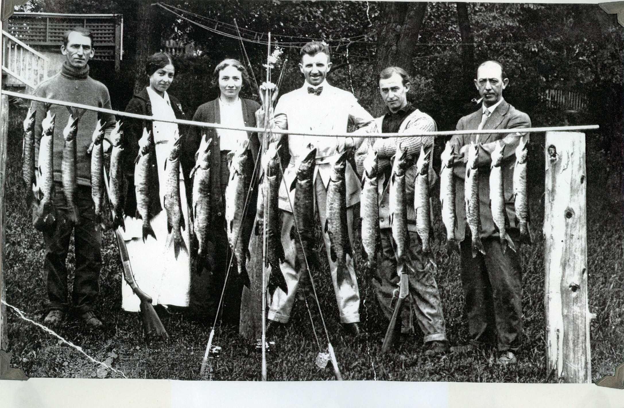 Fishing 1940 Pat Sullivan, Mrs. Jim Marrin, Margaret Sullivan, Jim Marrin, Peanut McWilliams, Alfred McWilliams