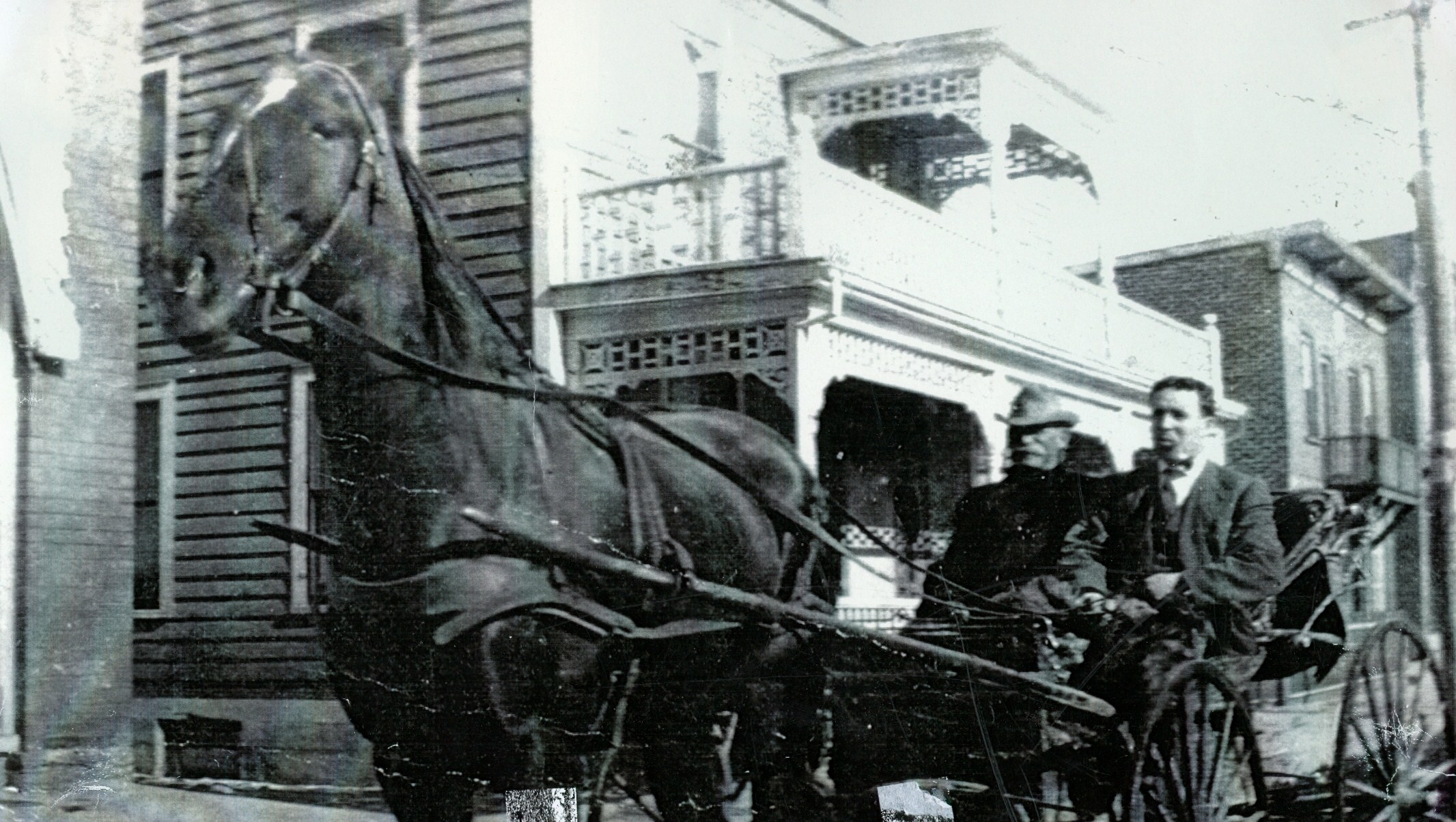 1916