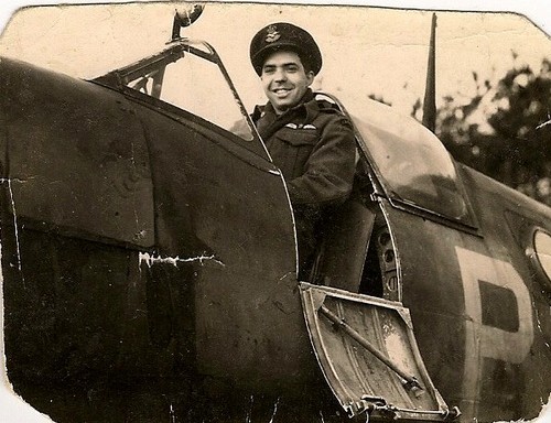 Floyd (Bud) Loveless in a 1942 Spitfire
