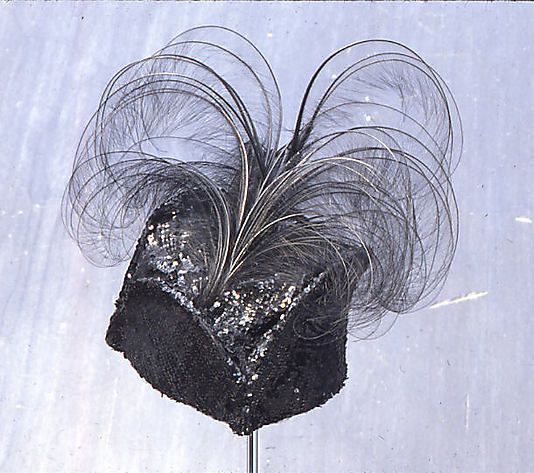 Tri-corn with feather