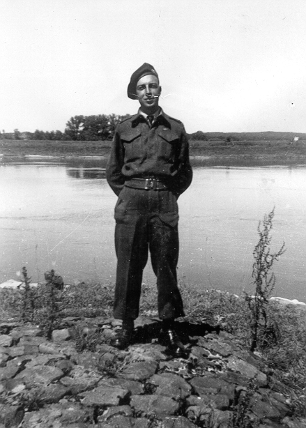 Norman "TUT" Sopha in holland 1940