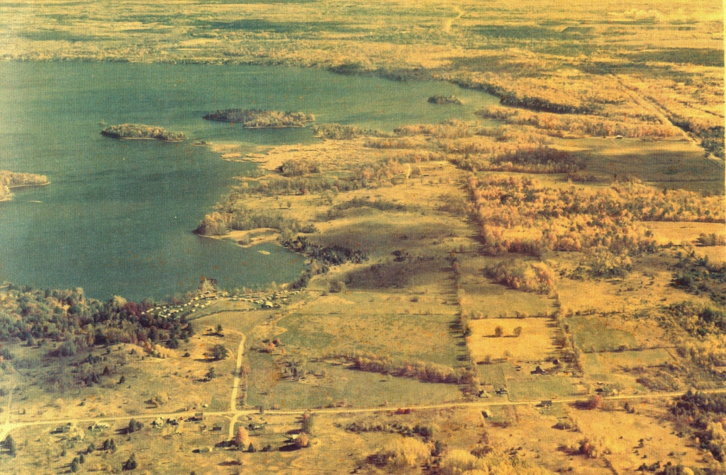 LOOKING EAST FROM BLAIRTON - GUS' ISLAND, BIRCH (BATA) ISLAND AND FOSTER'S ISLAND