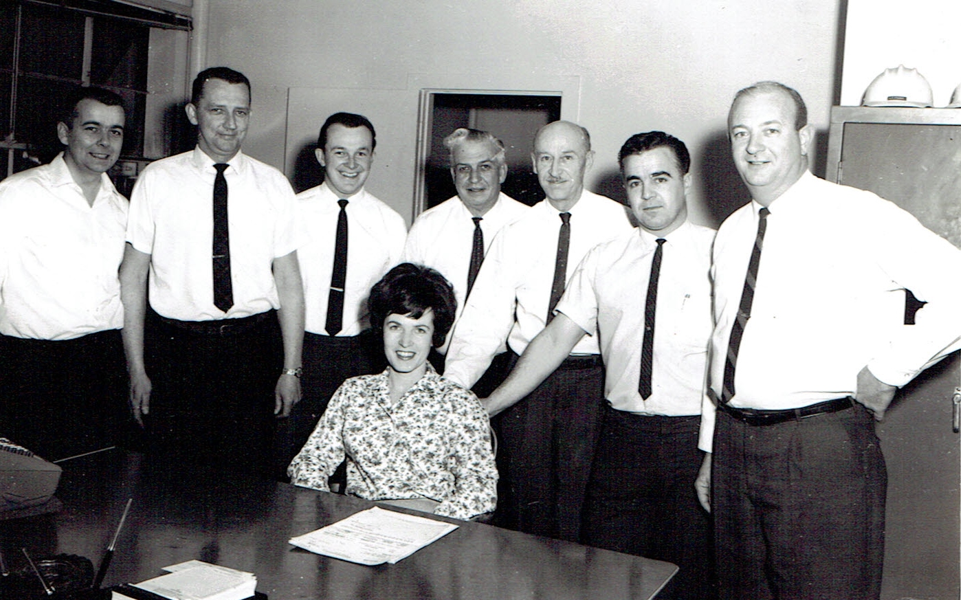 1968 Accounting staff: Ron Henry, Ray Smith, Gary Kelly, Chrlie Bingham, Alex FrASER, tOM bROOKS, tOM hANLEY, UNKNOWN