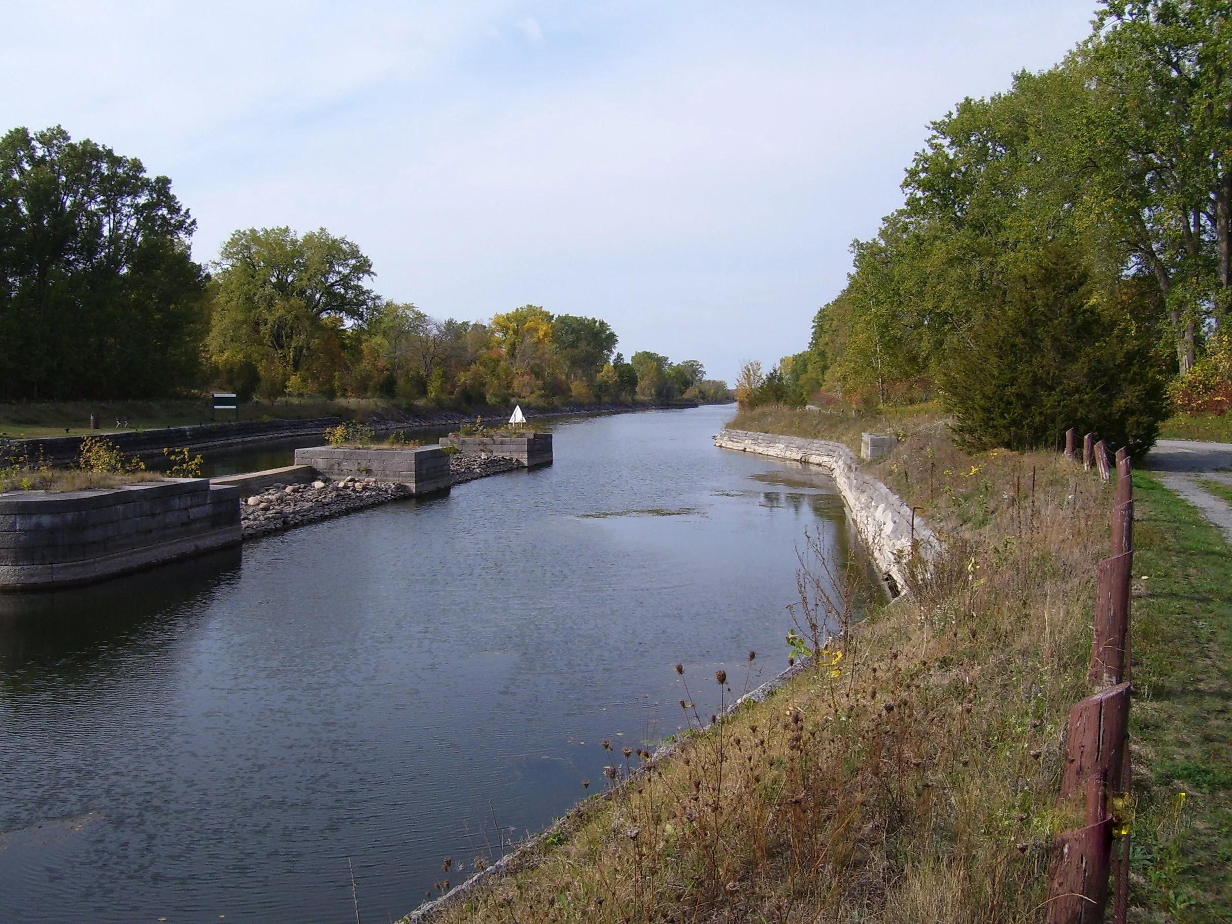 Murray_Canal_-_panoramio.jpg
