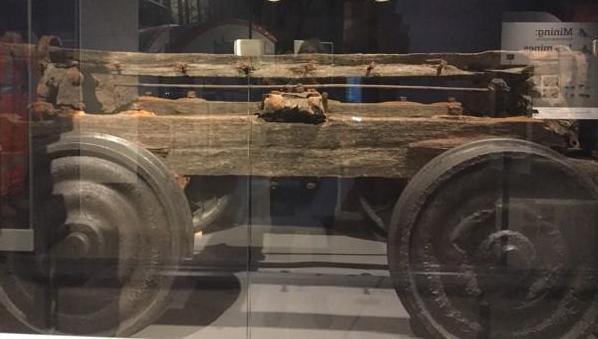 Ore car in Ottawa.jpg