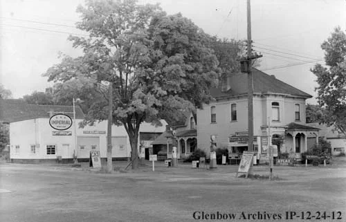Reeves Service station.jpg