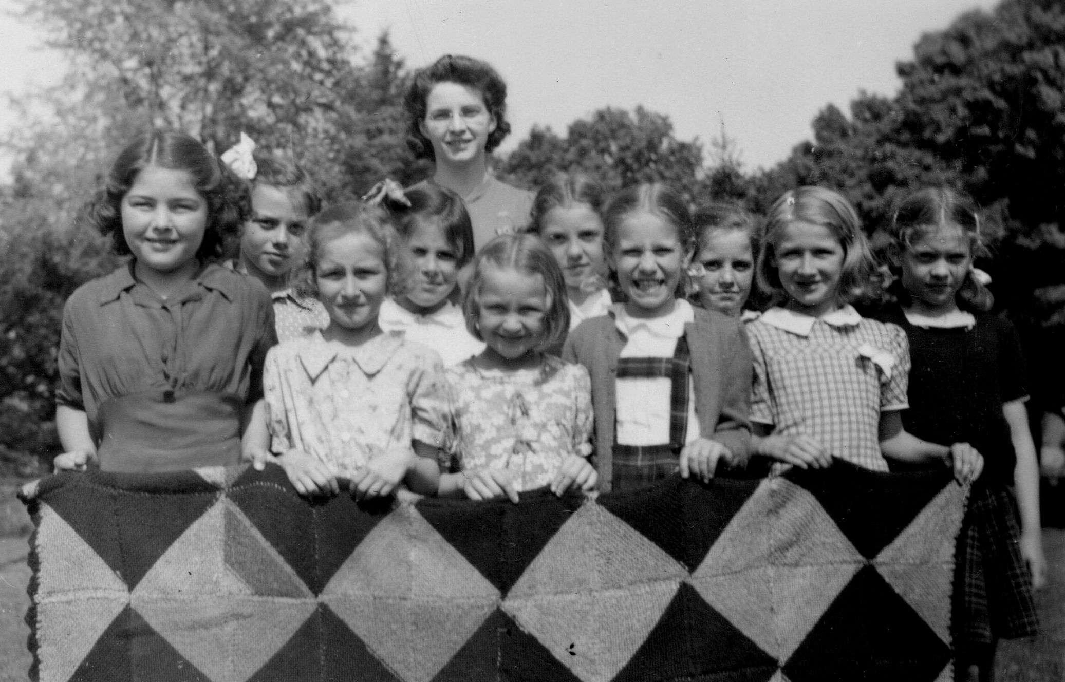 Deloro Public School 1943, Home Economics class..jpg