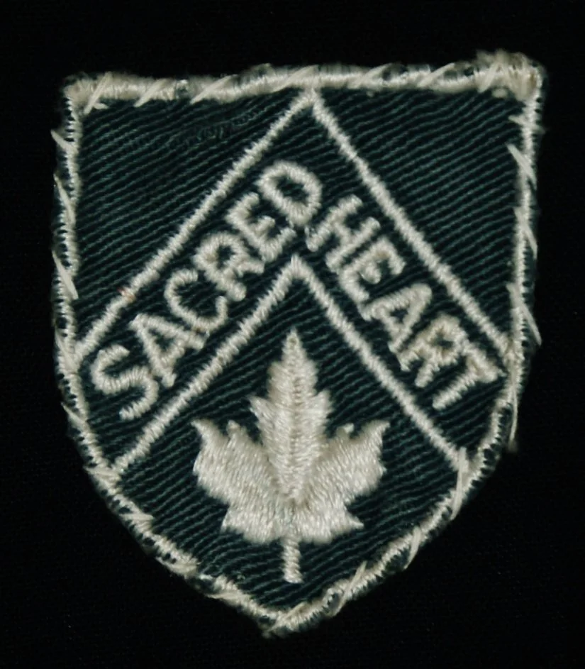 Saacred Heart School Badge..JPG