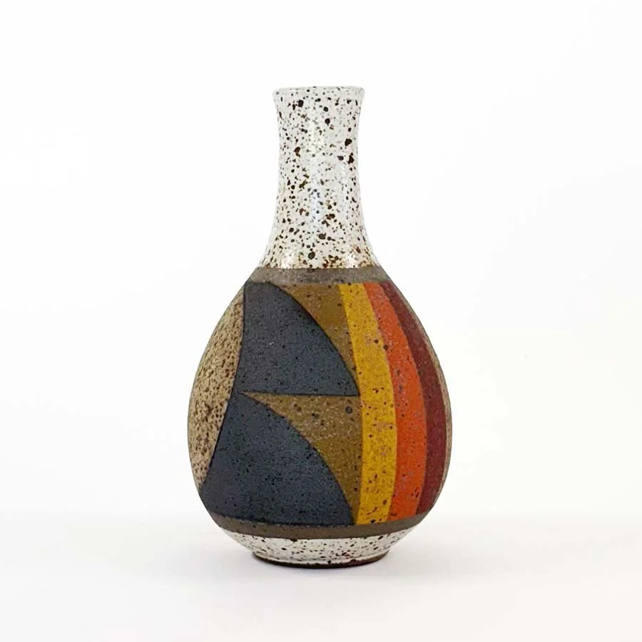 vase16B.jpg