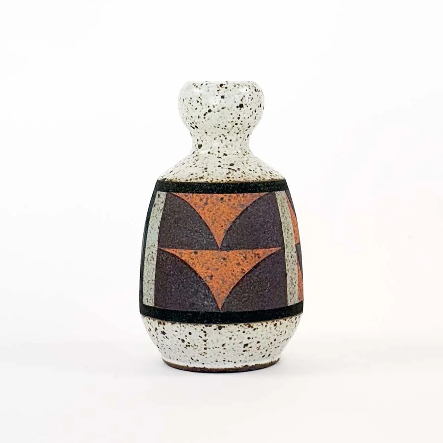 vase9B.jpg