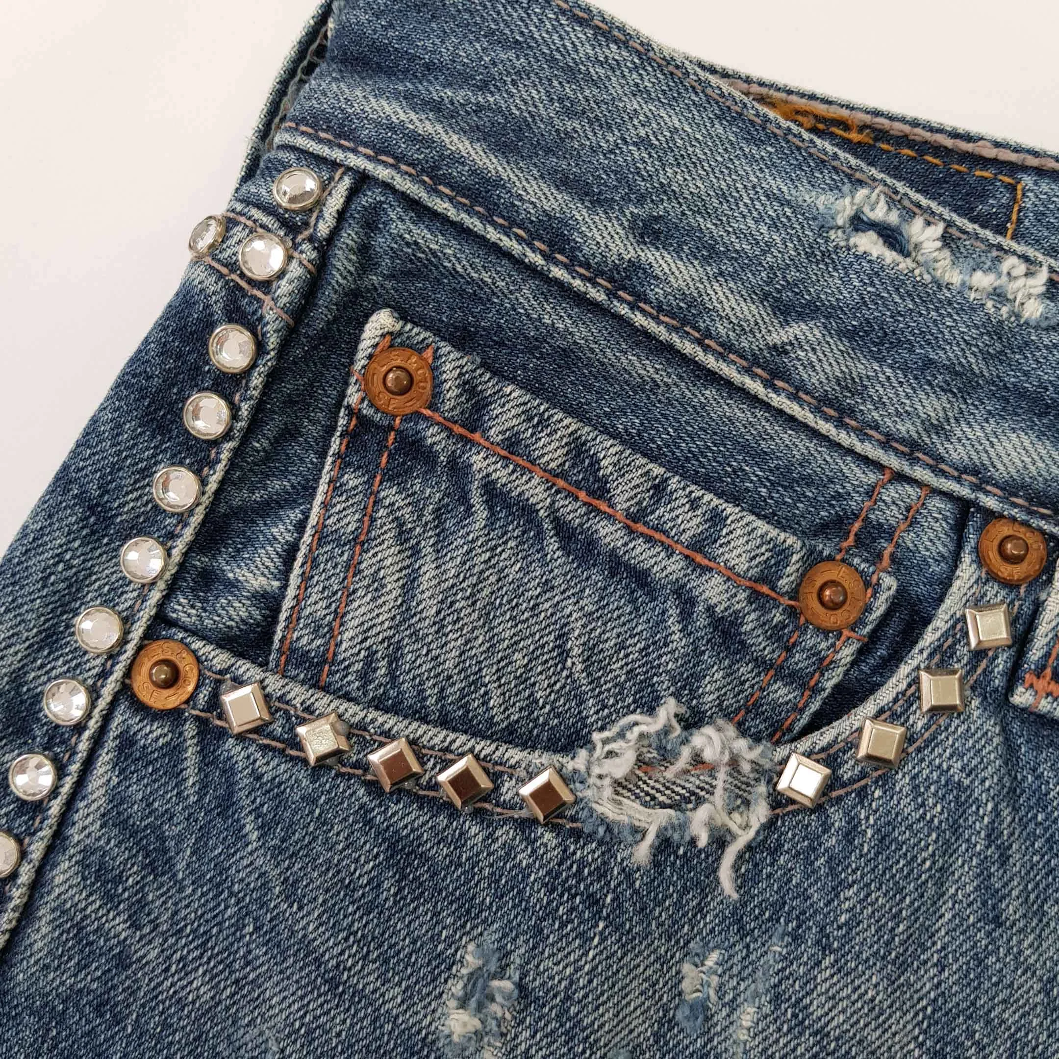 levis 29 a (3).jpg