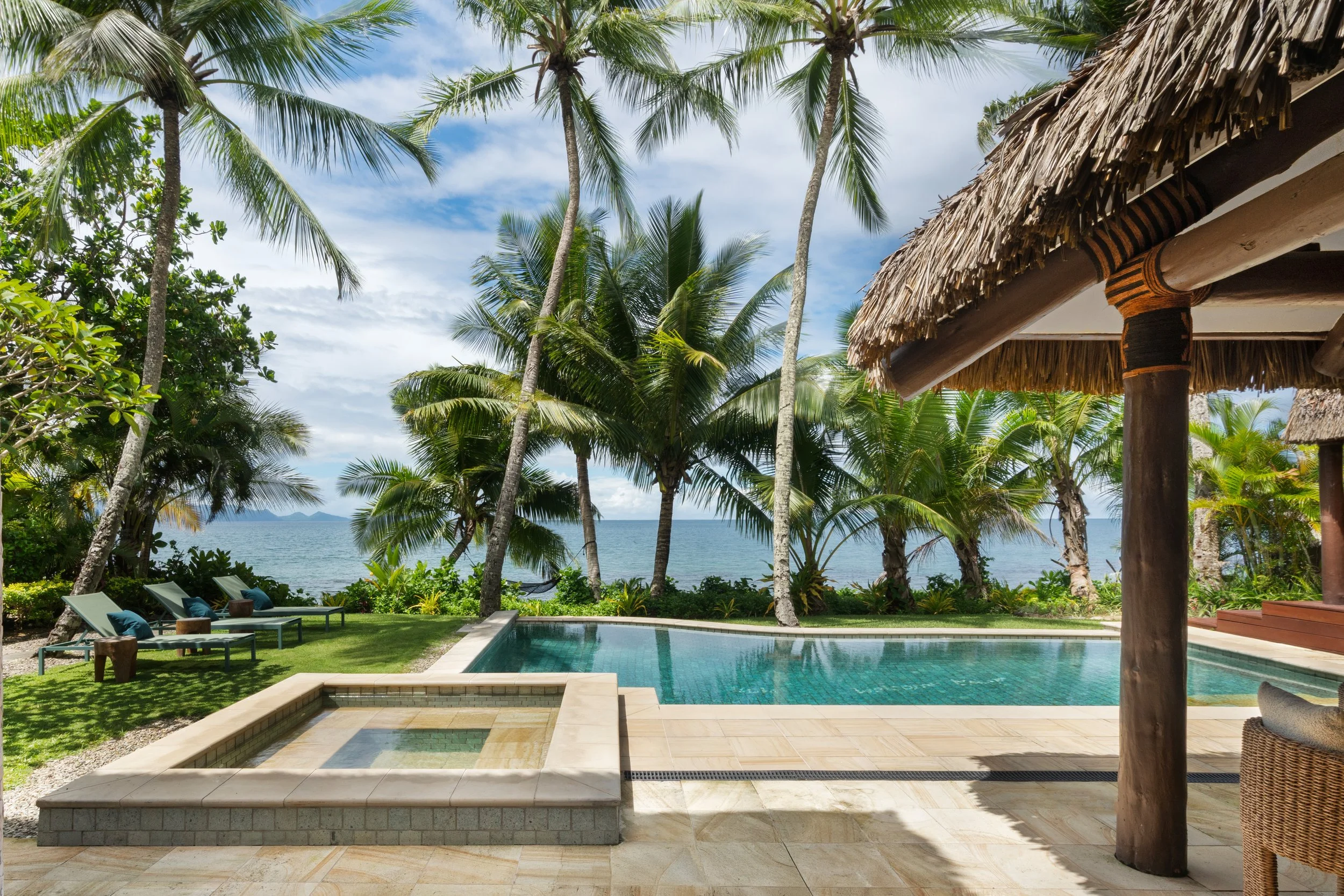 1 Nanuku Resort Main House_Parisa OConnell.jpg