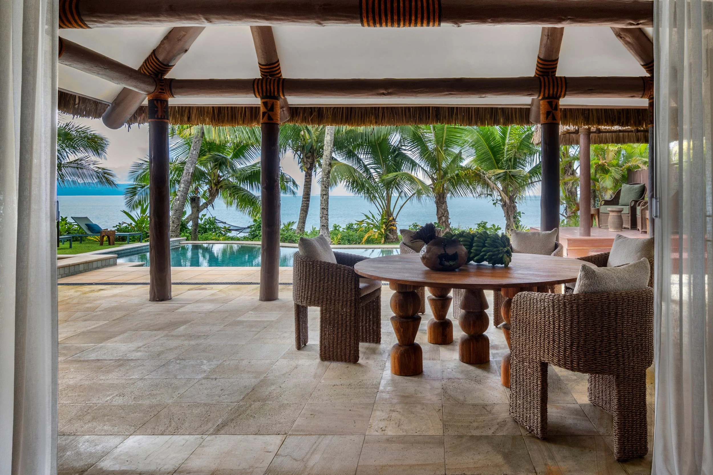 4 Nanuku Resort Main House_Parisa OConnell.jpg
