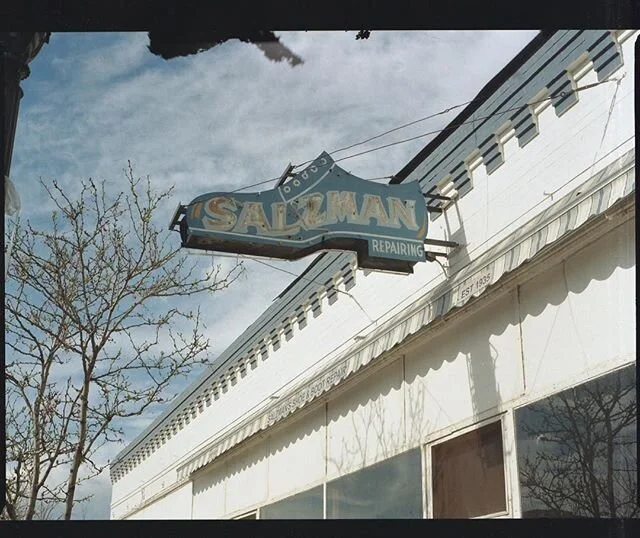 @kodak #kodakfilm #portra800 #zenzabronica #6x45film #120 #mediumformat #filmphotographic #fwphotocollective #photocinematica #thefilmcommunity #120filmphotography #aperturemagazine #shootfilmmag #filmpht #analogforever #magnumphotos #coloradocloseup