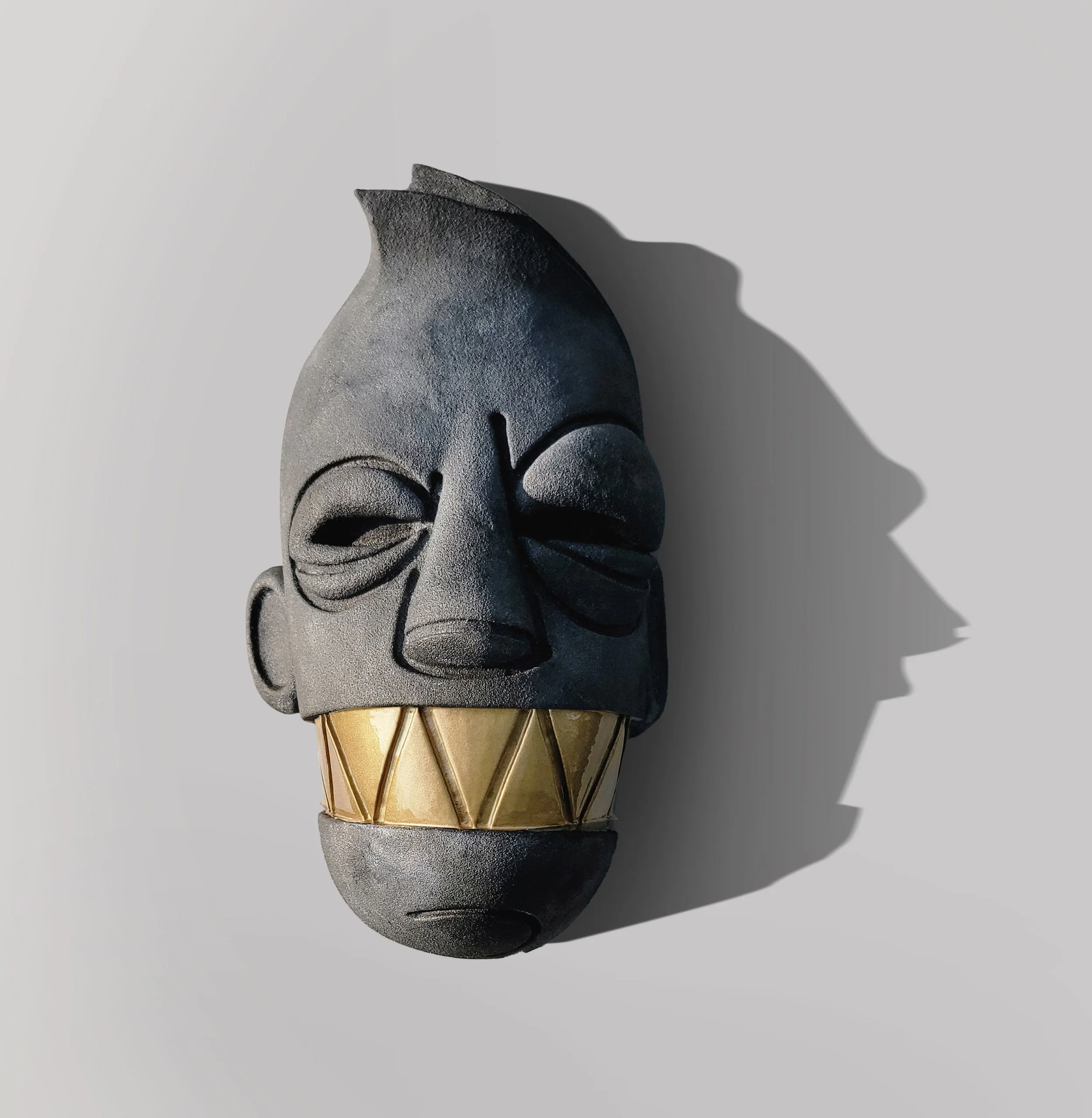 Stone_wGold_Front.jpg