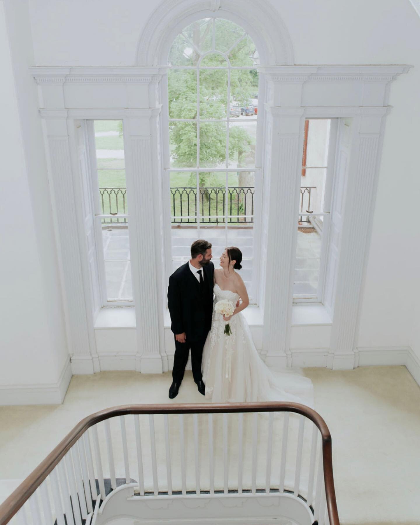 Love this indoor shot of Mary &amp; John with this gorgeous window ✨ 
Apparently Highlands redid the staircase! Can&rsquo;t wait to see what it looks like now 😍
&bull;
&bull;
&bull;
#wedding #weddingphotography #weddingphotographer #weddingcouple #p