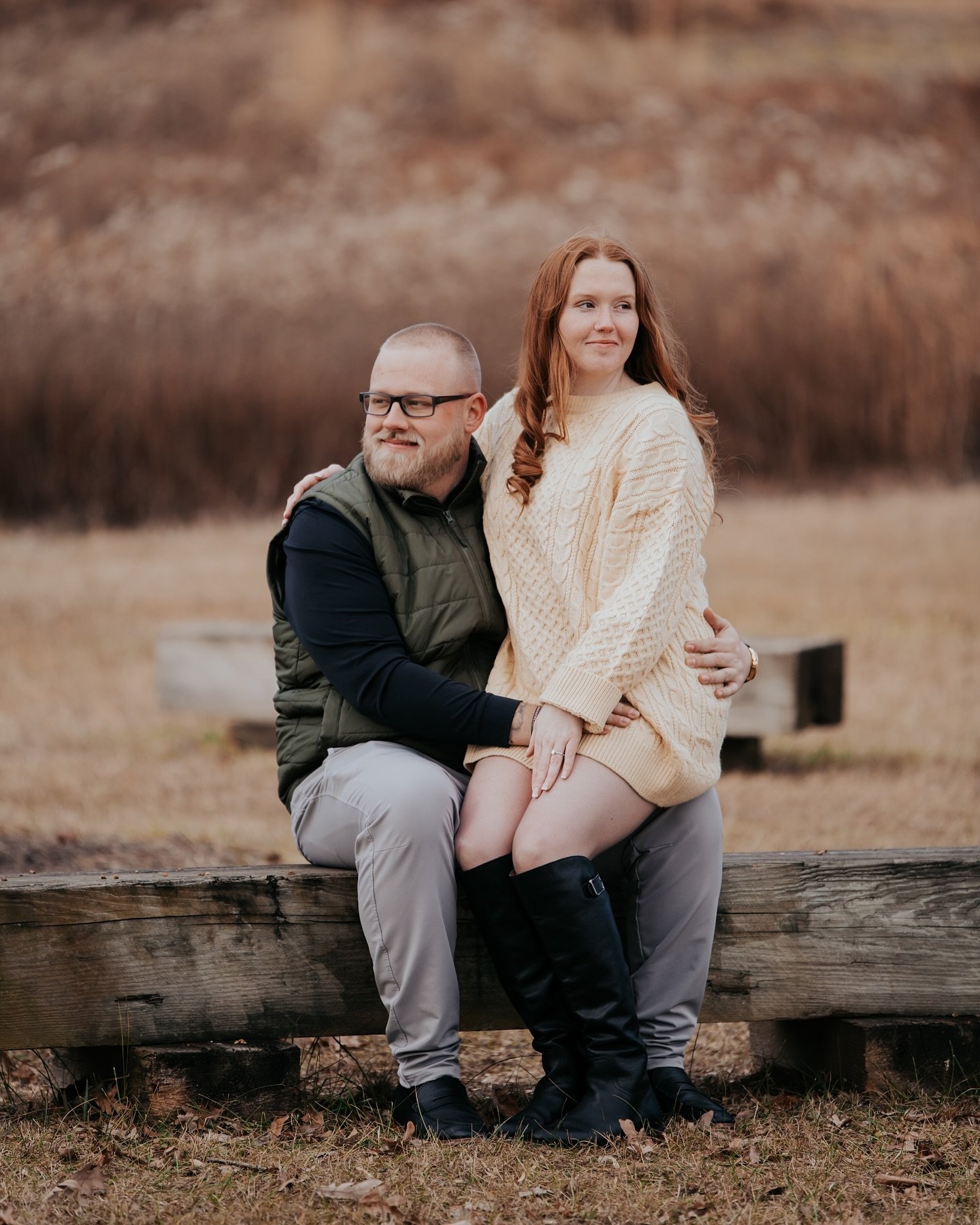 Matt &amp; Kasey were such troopers in the cold yesterday for their engagement session! 💍
&bull;
&bull;
&bull;
#phillyphotographer #engagementphotos #phillyengagementphotos #phillywedding #pawedding #paweddingphotographer #paphotographer