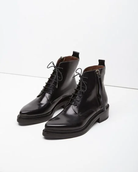  And maybe these sleek boots to go in that sleek closet. 