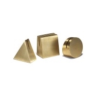 yield-design-geo-brass-photo-stands-set-silo-2.jpg