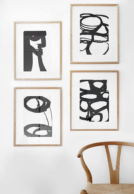 trendenser.se EVEN NUMBERS- hang an even amount of art close together to create the illusion of one display, oppose to multiple individual pieces. You can hang these symmetrically or offset for more interest (as shown above). 