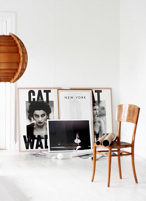 lifeonsundays.com FLOOR LEANING GALLERY- for an effortless display, lean art along a wall using the floor like a shelf. 