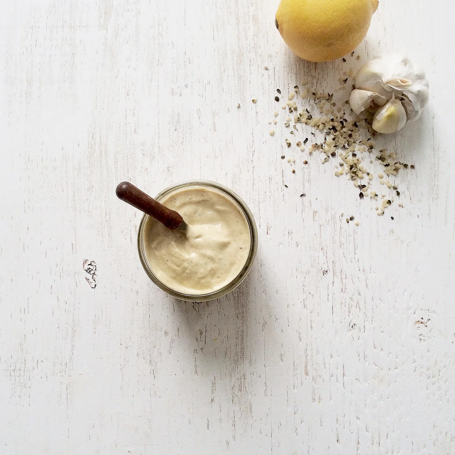 CREAMY LEMON GARLIC HEMP SAUCE 