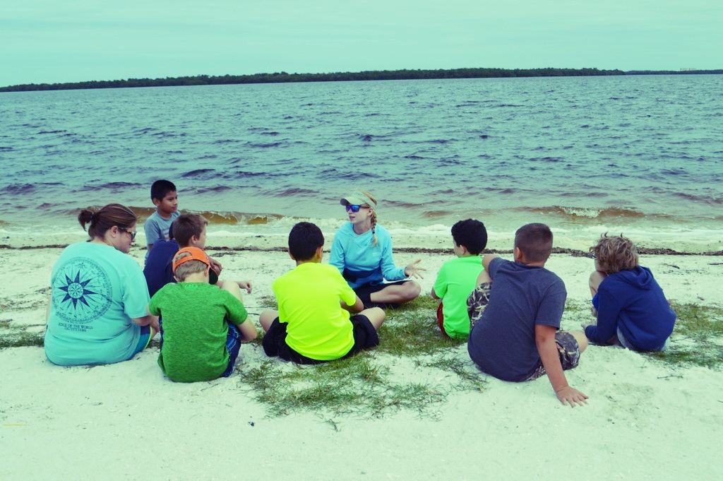 Nicole Finnicum gives students a lesson on seagrass ecosystems.