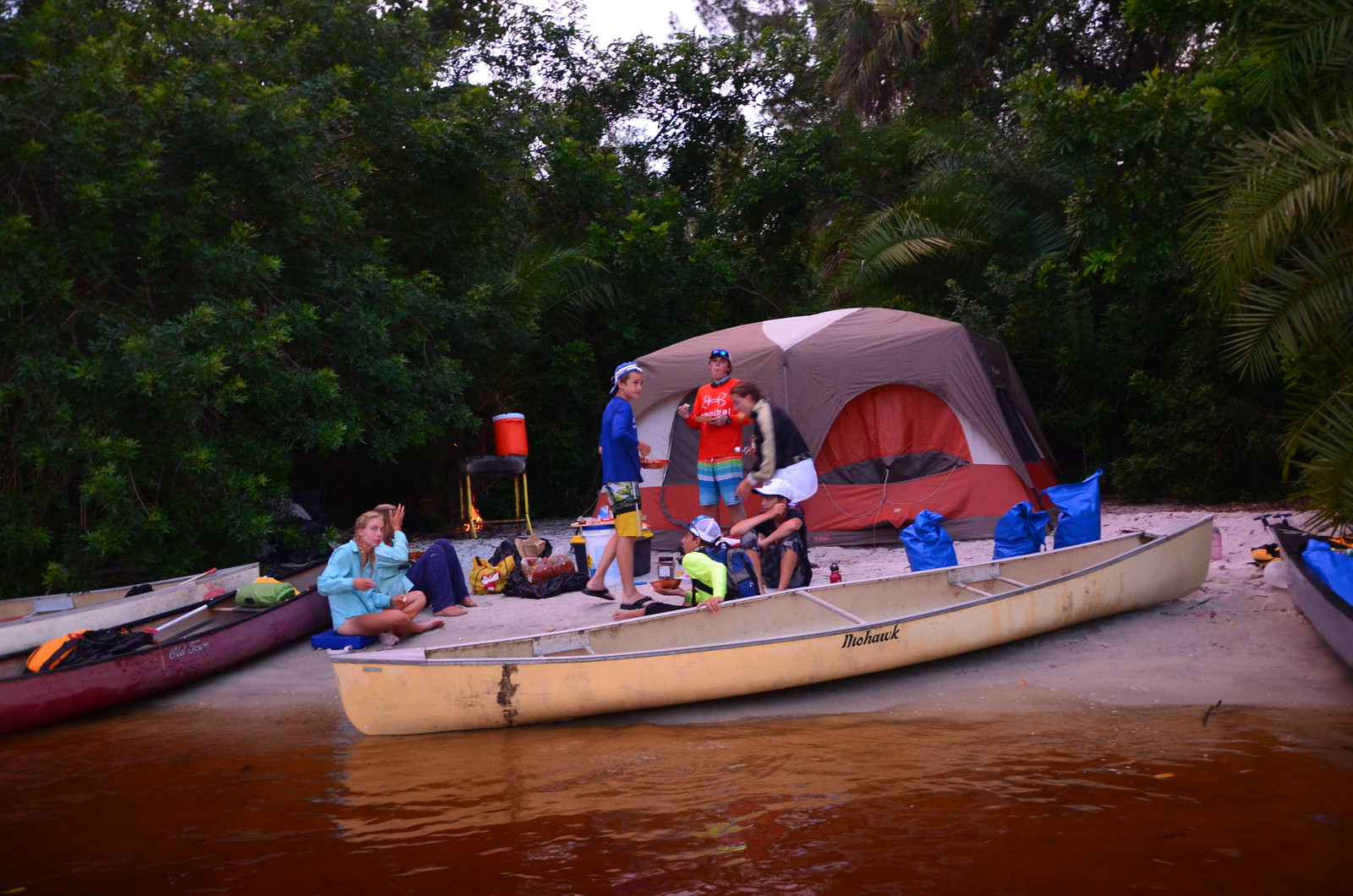 Paddlers pitched their tent on an uninhabited island and enjoyed sunset views. 