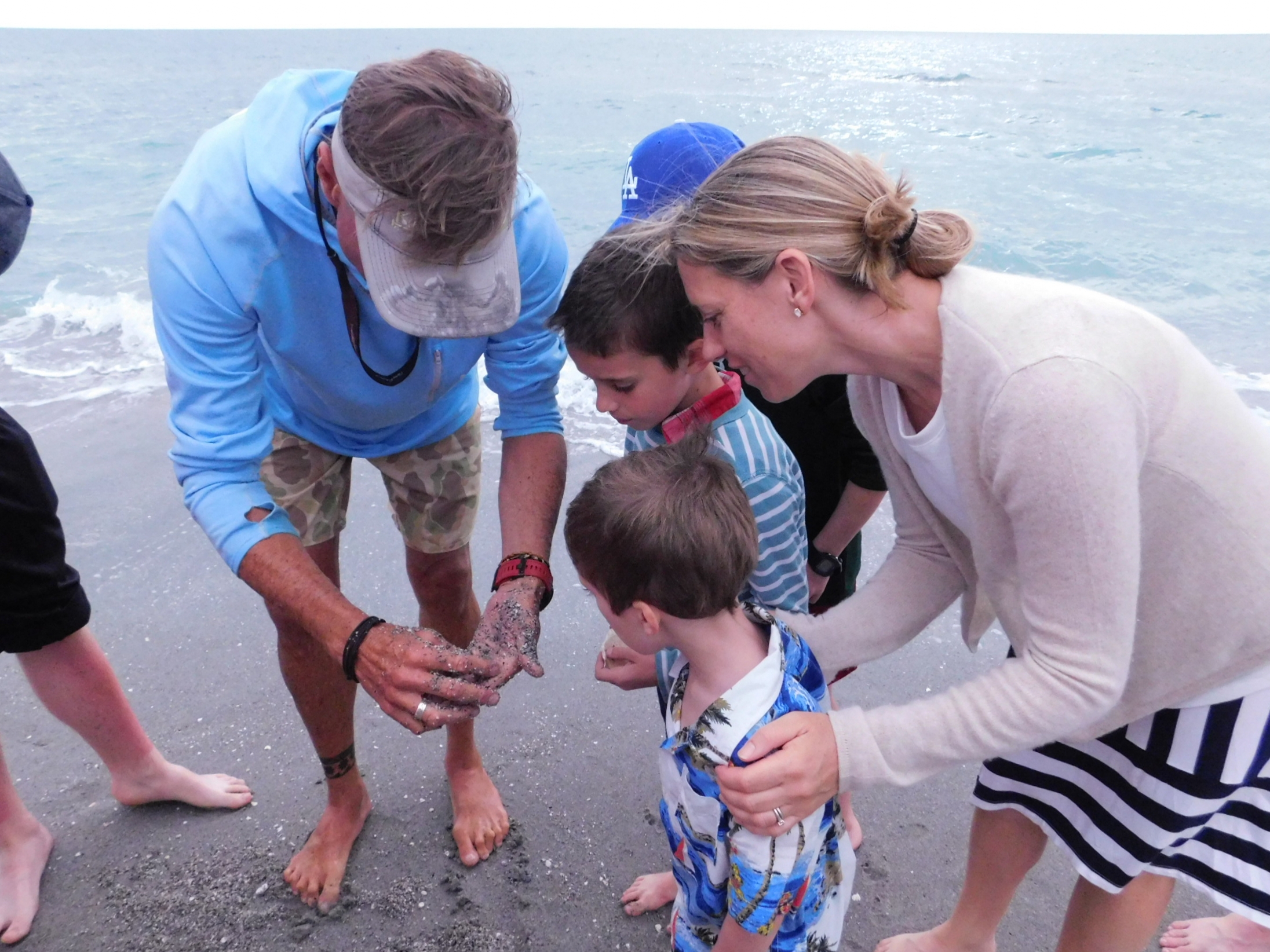 Dr. Bruce Neill led a beach walk for members of the Captiva Yacht Club. Photo courtesy of Captiva Yacht Club. 