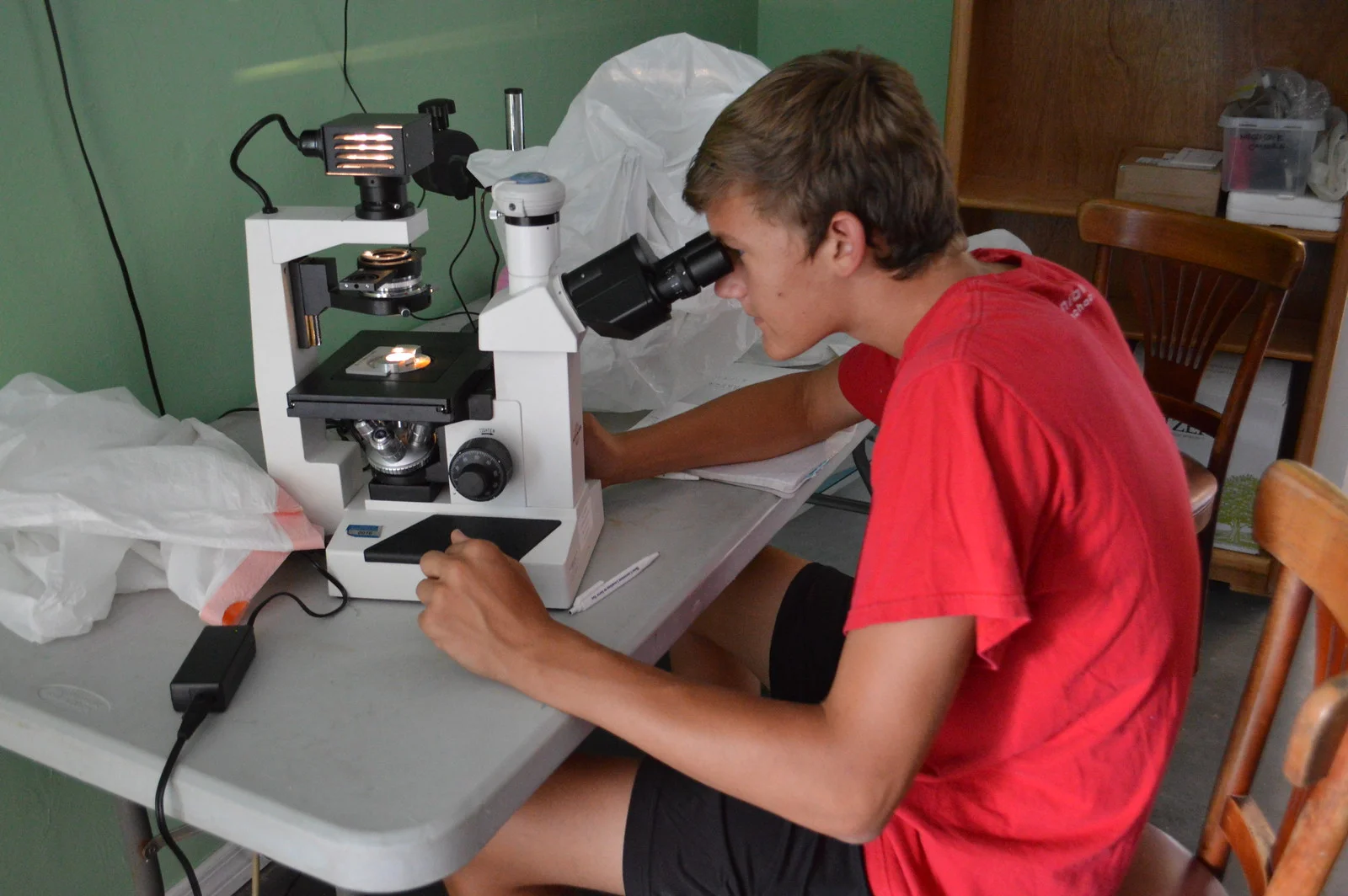 A new microscope will support science and technology education for Lee County students.