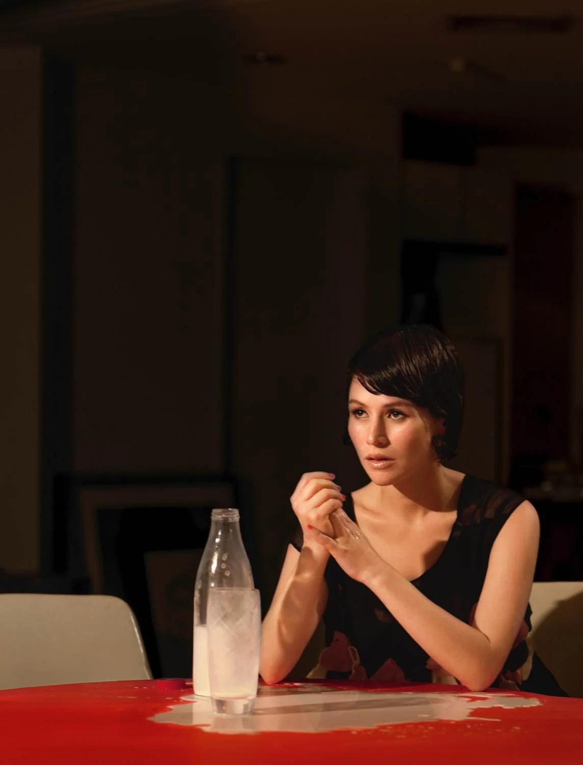 Yael Stone (Orange Is The New Black) ASTONISH MAGAZINE