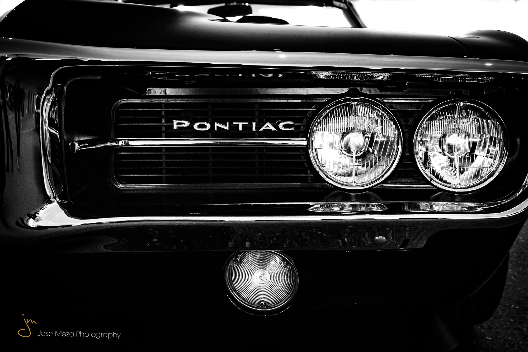 Pontiac GTO_B&W.jpg