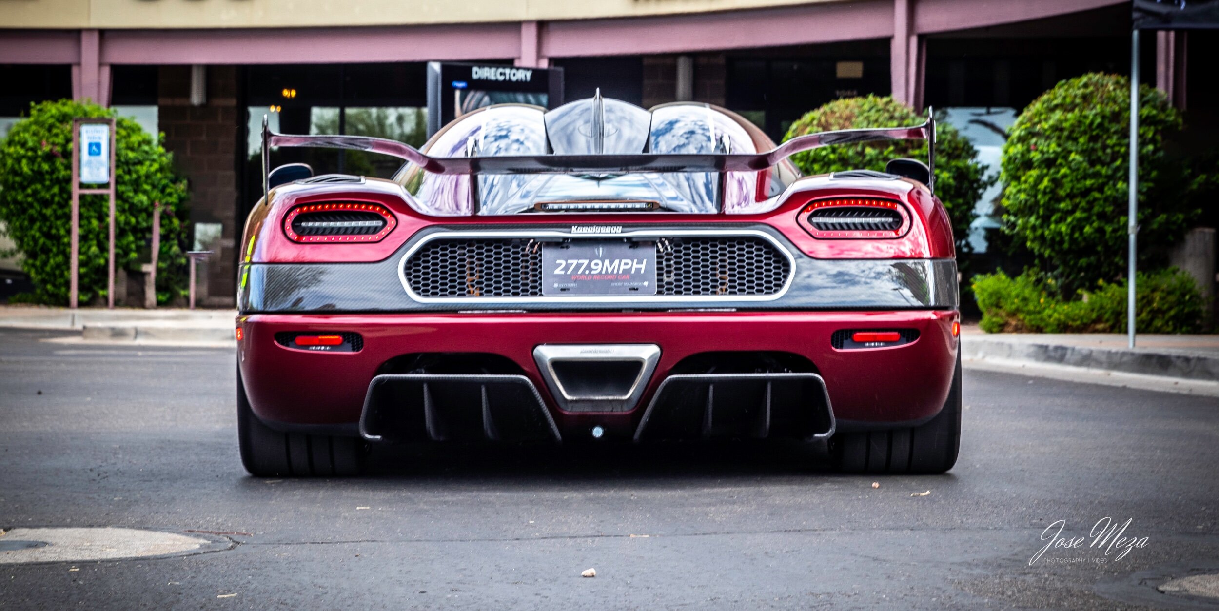 Koenigsegg Agera RS_rear.jpeg