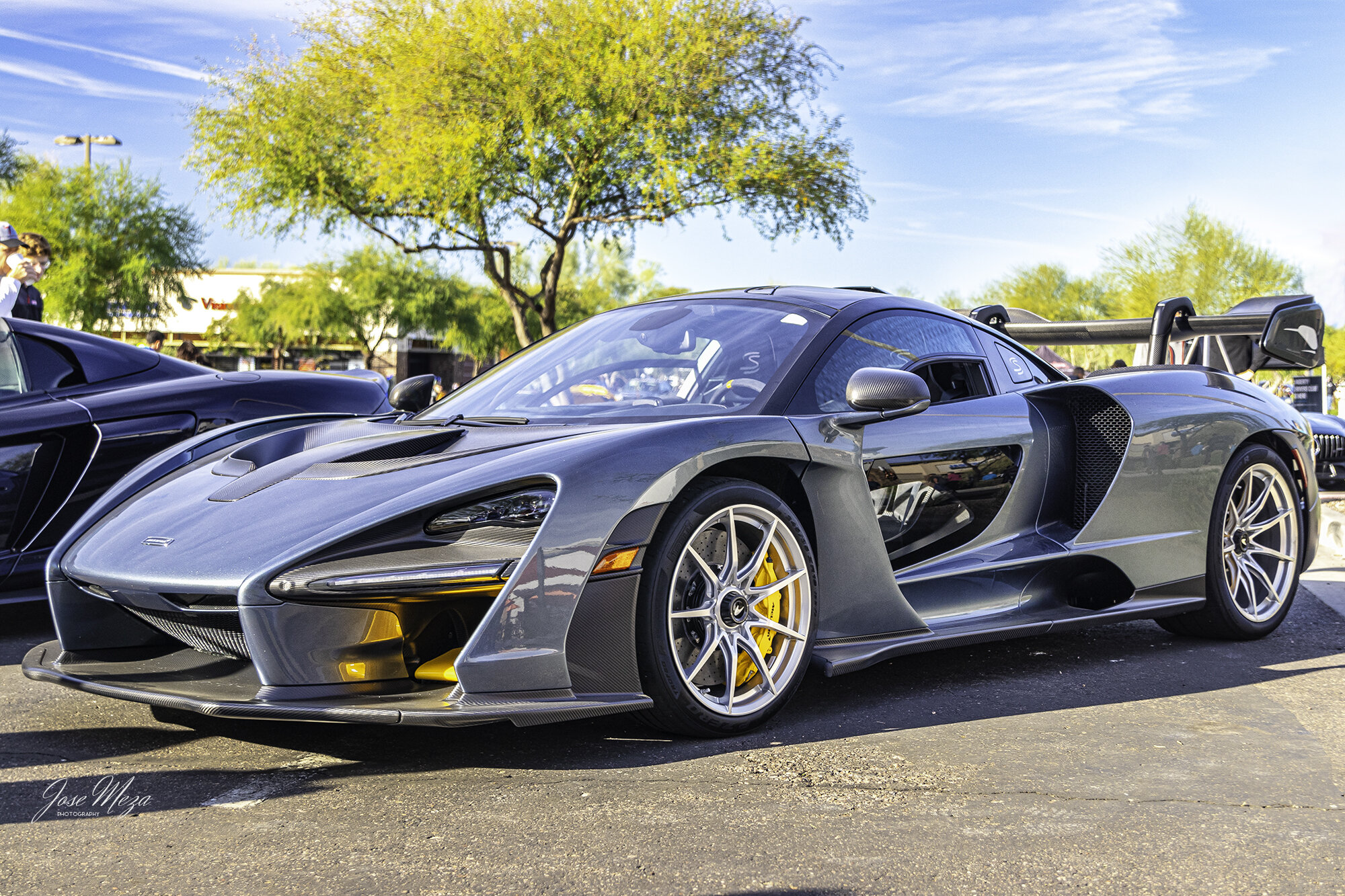 McLaren Senna_Front_ThreeQuarter.jpg