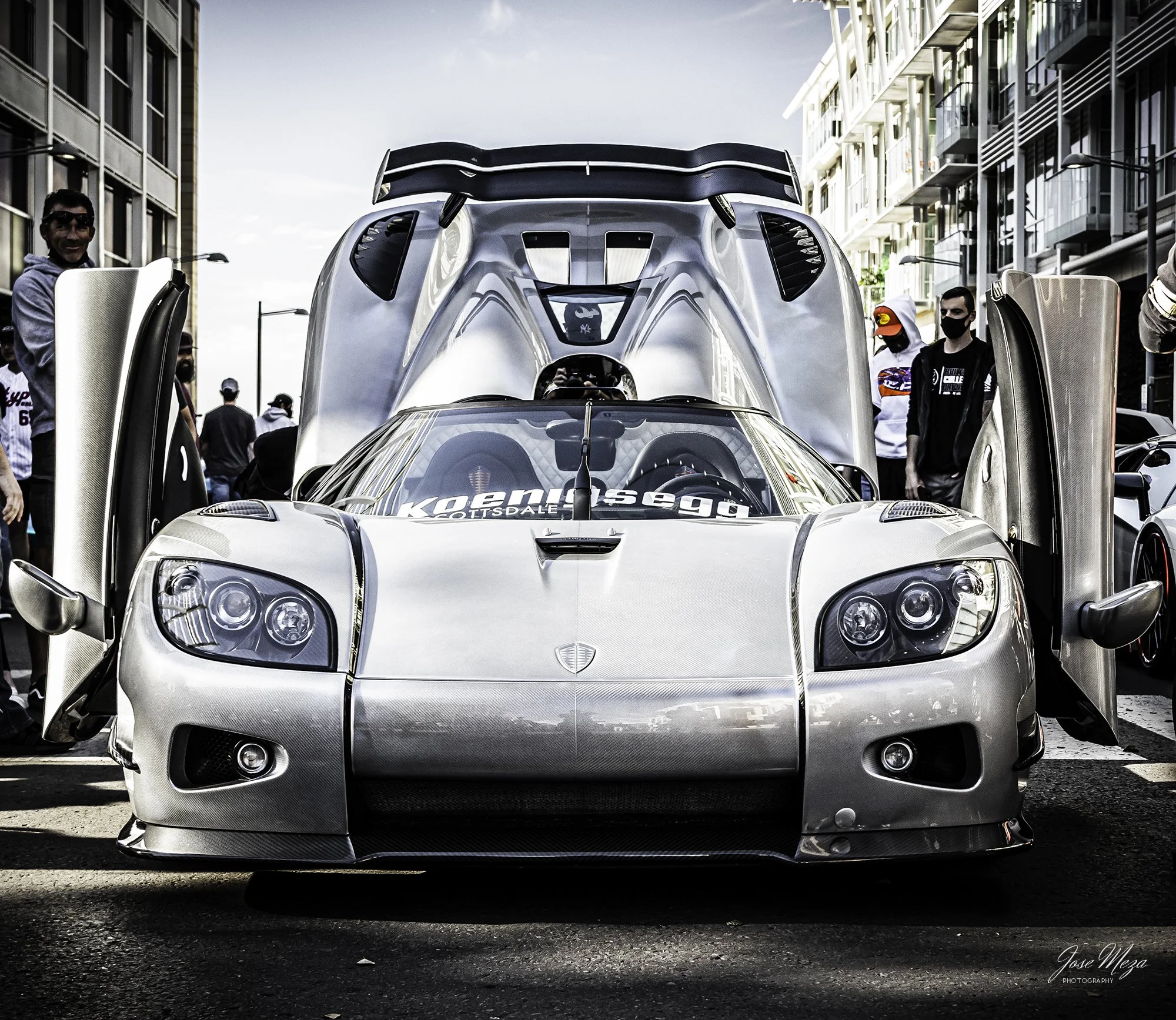 Koenigsegg Trevita_Front CloseUp 2_Grey.jpg
