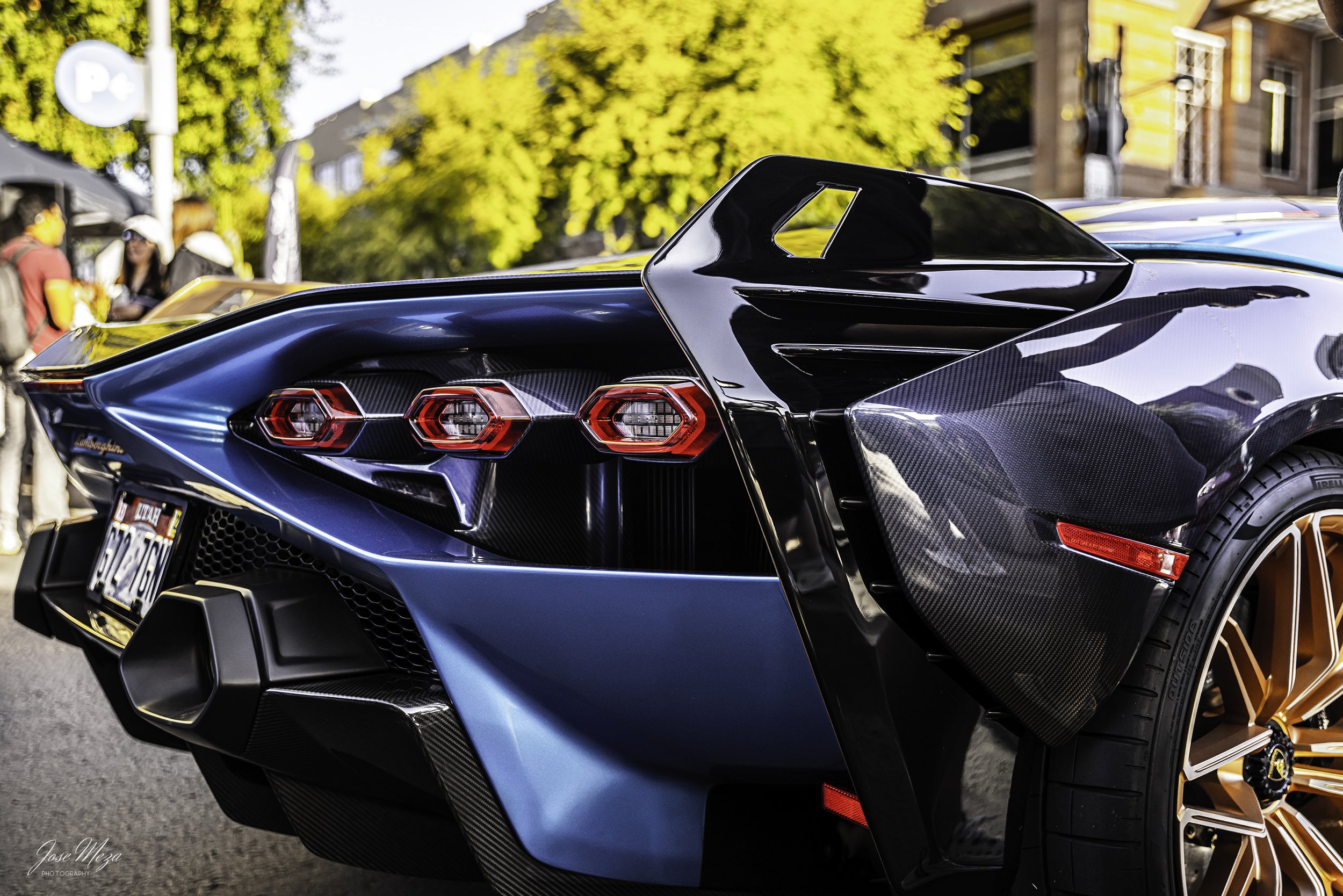 Lamborghini Sian_Rear Qtr View.jpg