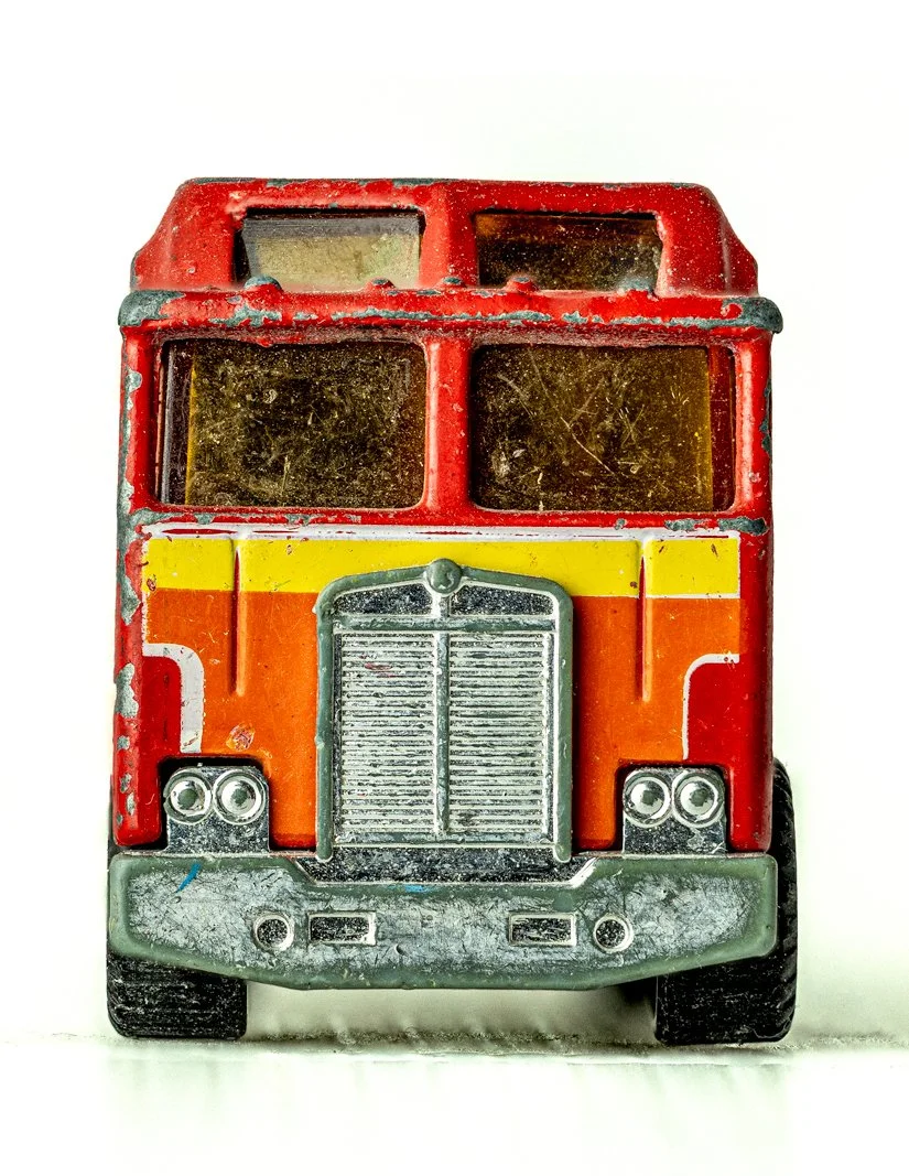 HotWheels-Red-Semi-Truck-2.jpg