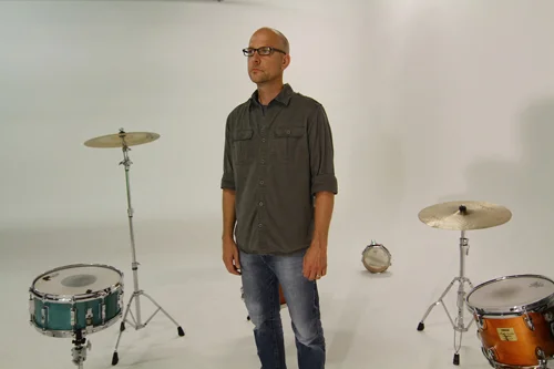 Wayne-Viar-drummer-rock-tronix-3.jpg