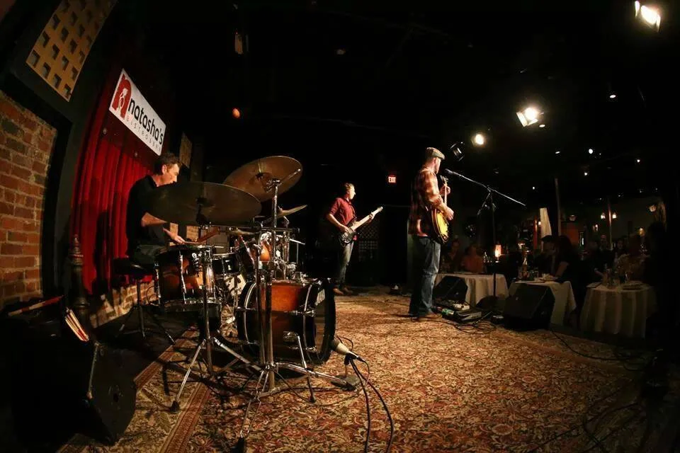 Lexington, KY Azur Patio (Triage)