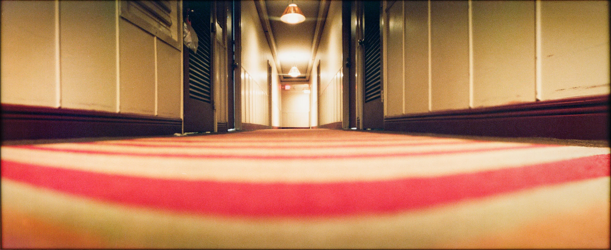 83120012a.jpg